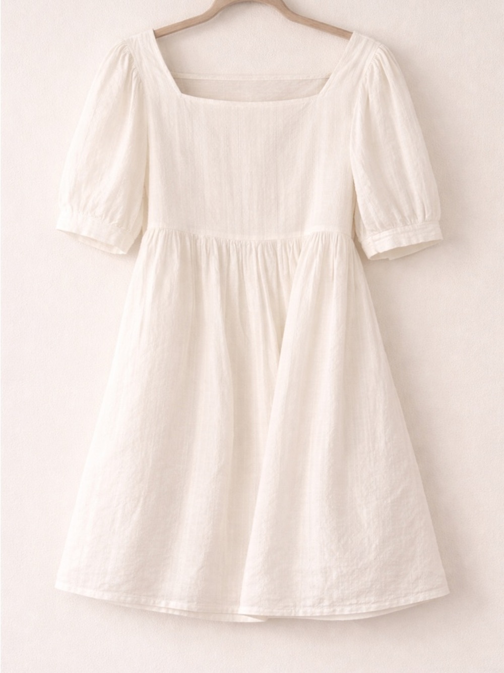 Cupio White/Cream Square-Neck Puff Sleeve Dress Size Medium